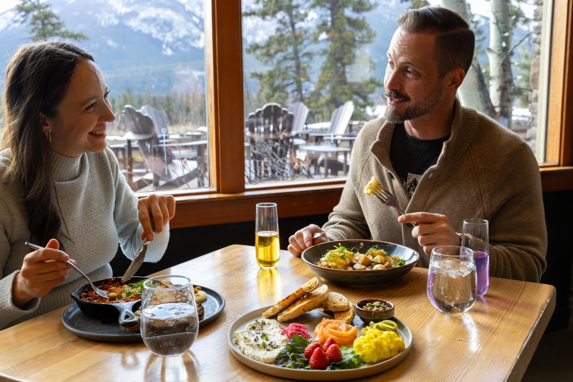 The Juniper Hotel & Bistro Banff Exteriér fotografie