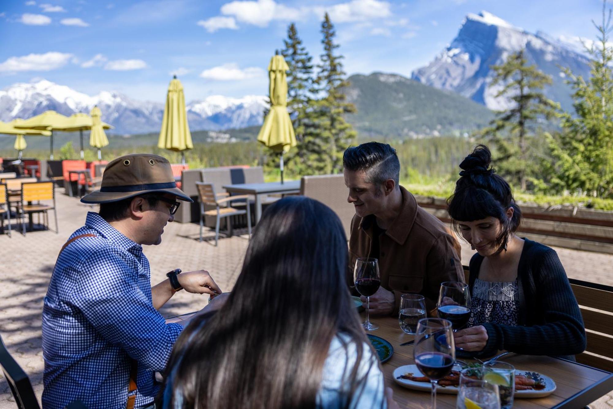 The Juniper Hotel & Bistro Banff Exteriér fotografie